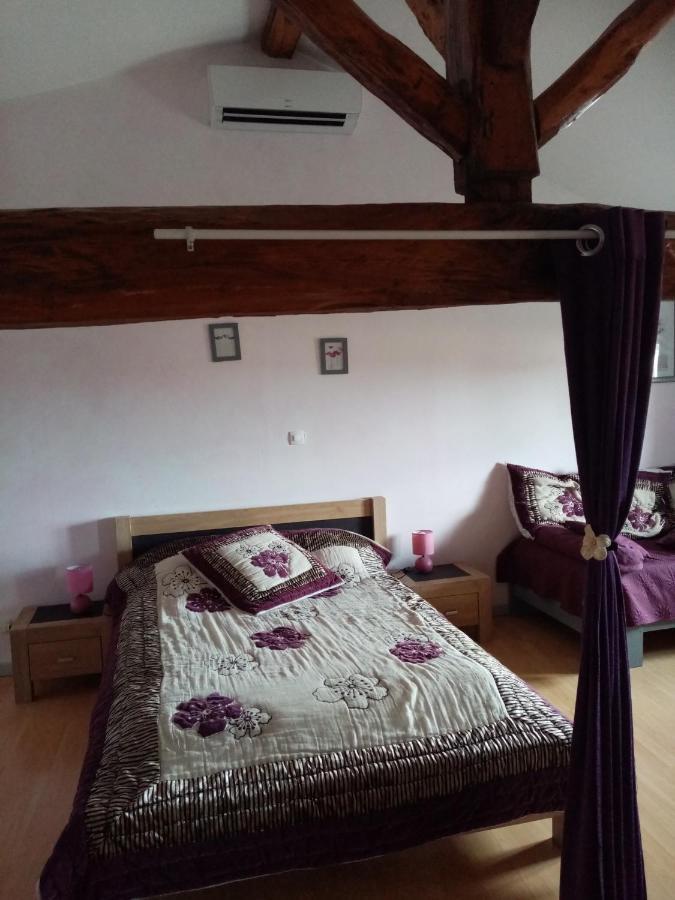 Les Tourterelles Bed & Breakfast Chabournay Exterior photo
