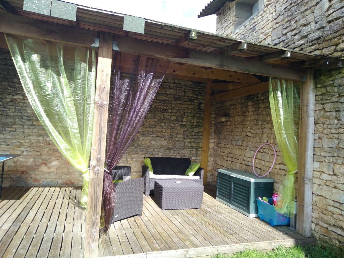 Les Tourterelles Bed & Breakfast Chabournay Exterior photo